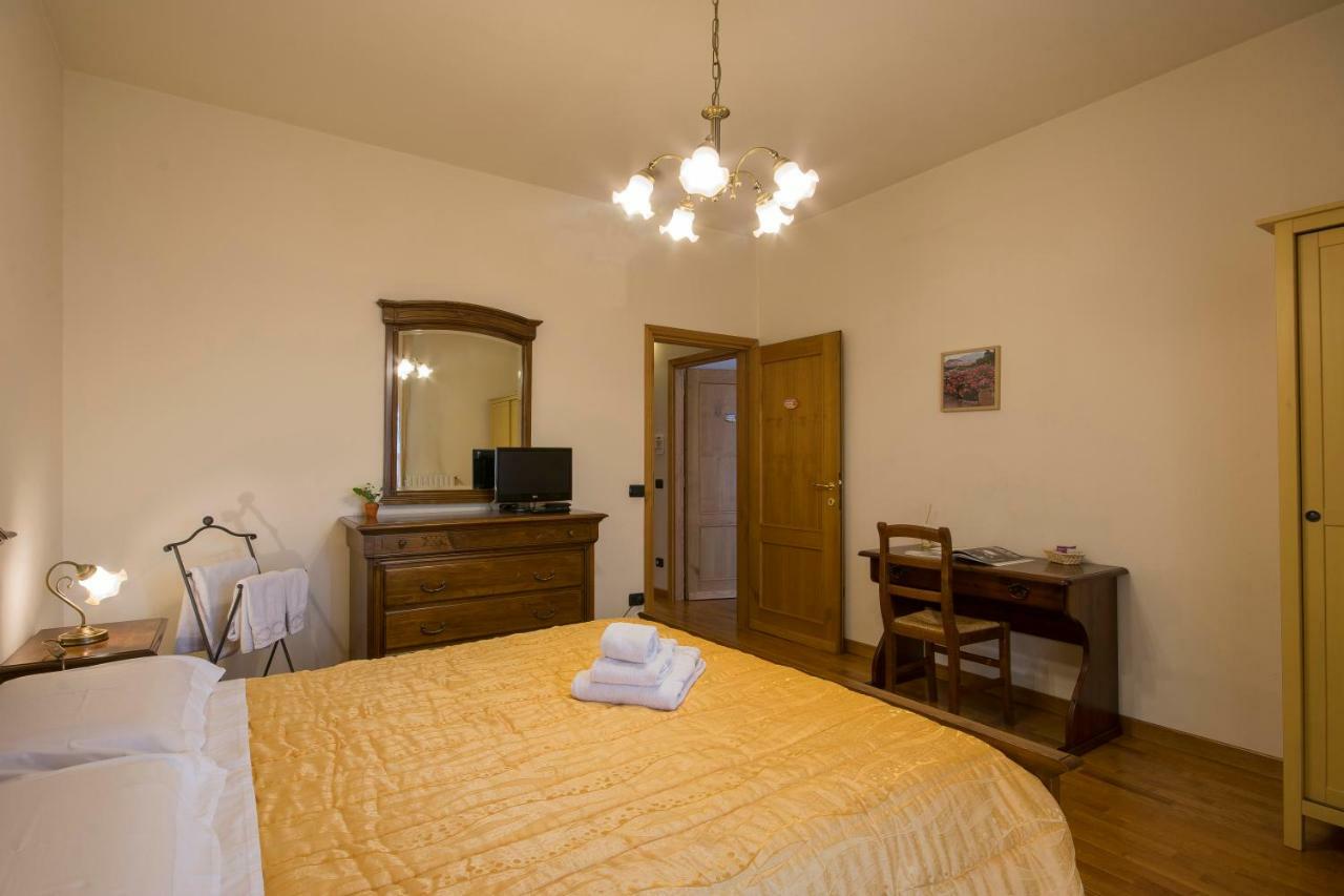 Bed & Breakfast Profumo D'Estate Agliana Bagian luar foto