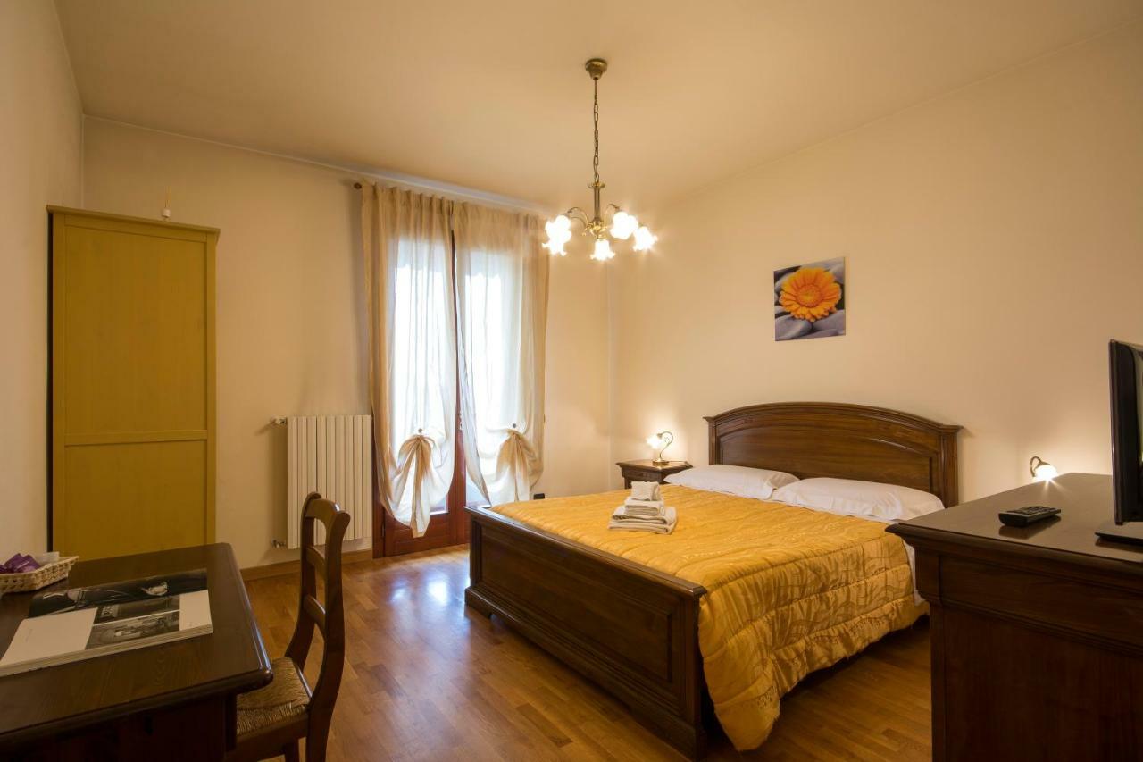 Bed & Breakfast Profumo D'Estate Agliana Bagian luar foto