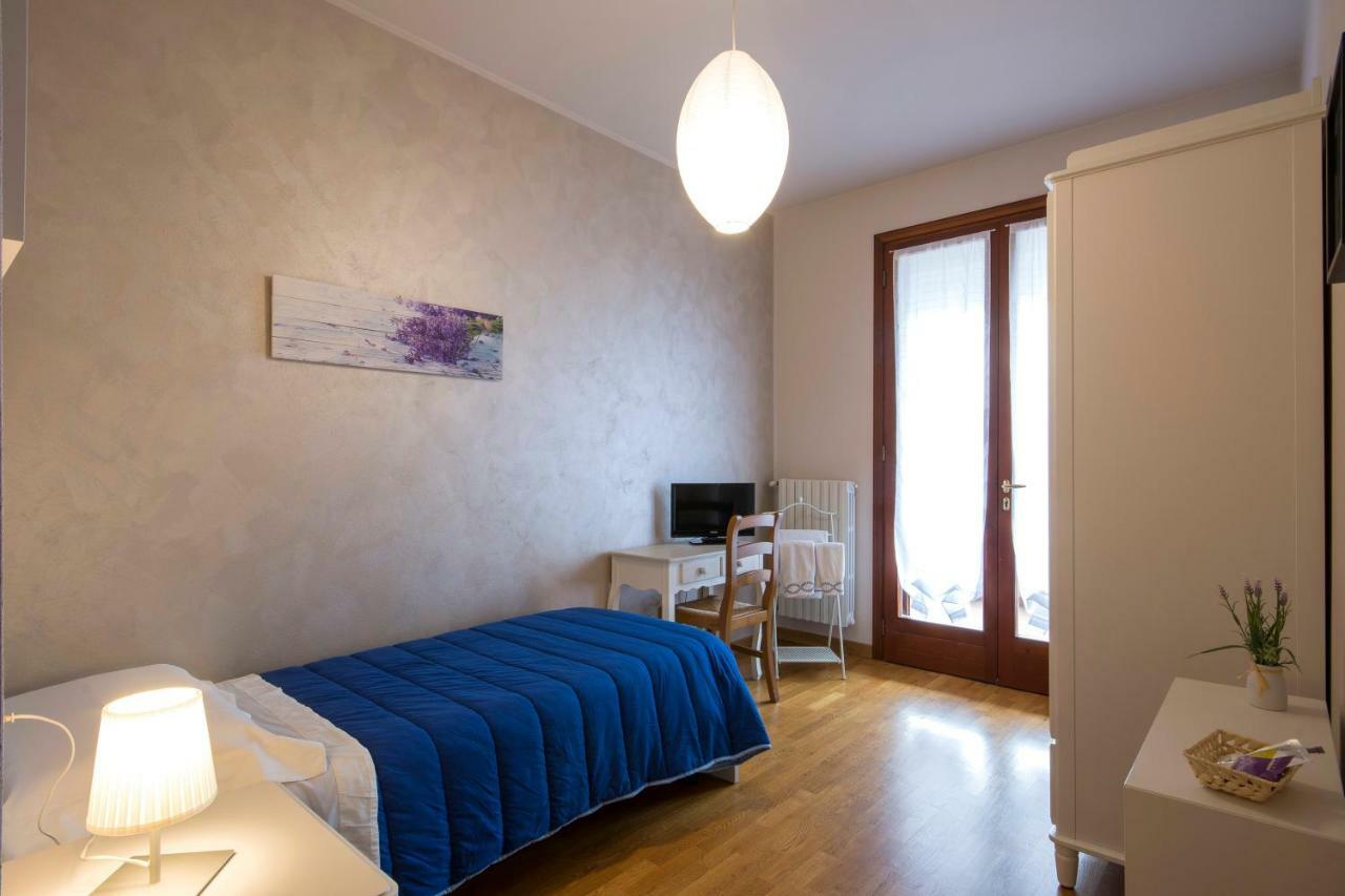 Bed & Breakfast Profumo D'Estate Agliana Bagian luar foto