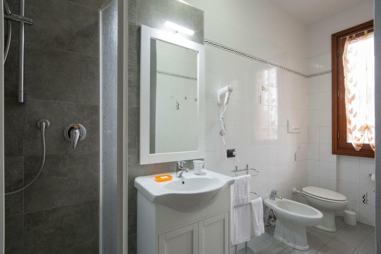 Bed & Breakfast Profumo D'Estate Agliana Bagian luar foto