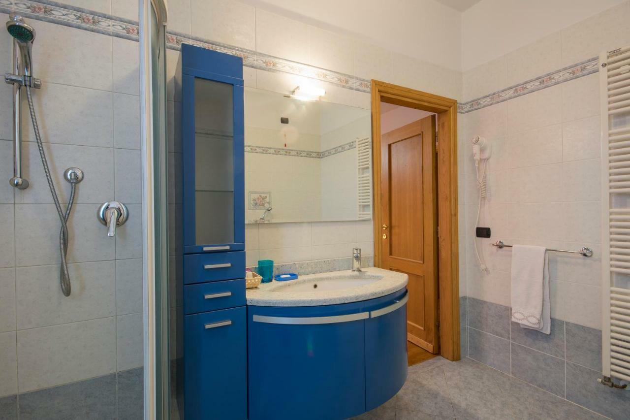 Bed & Breakfast Profumo D'Estate Agliana Bagian luar foto